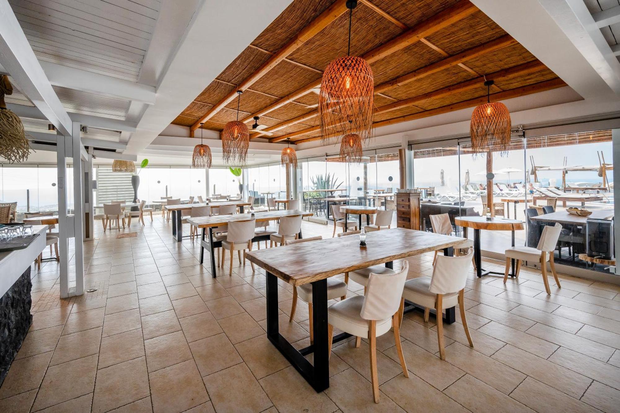 Orizontes Hotel Santorini Pyrgos Kallistis Екстер'єр фото