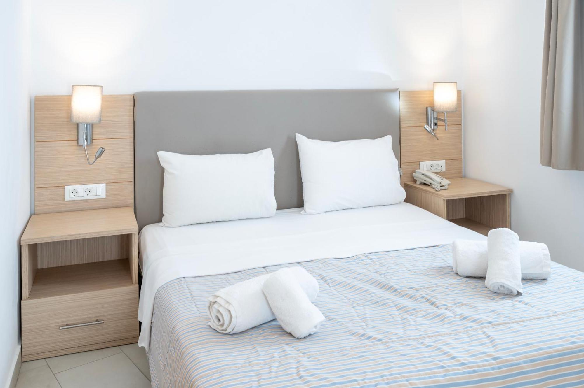 Orizontes Hotel Santorini Pyrgos Kallistis Екстер'єр фото